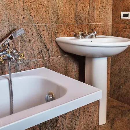 アパート La Chiave D'oro ロー